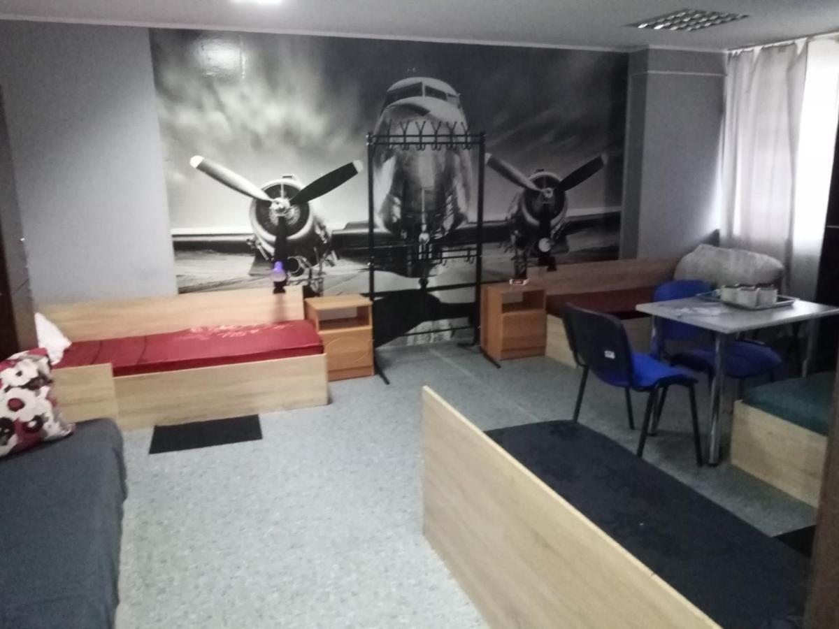Нау Гостиница Kyiv Exterior foto